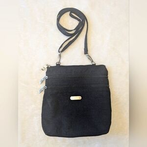 Baggallini black essential crossbody bag